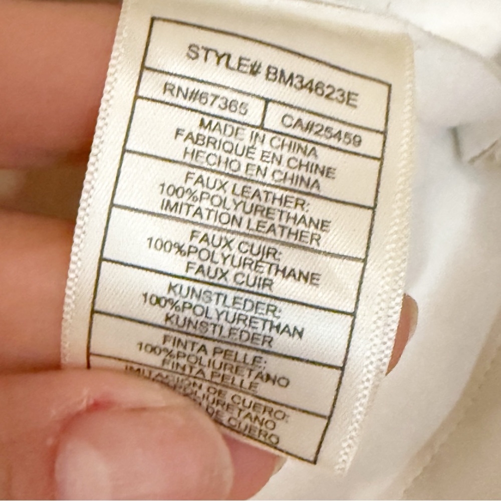 Evereve Ryann Faux Leather Top in Ivory size small - Picture 6 of 10